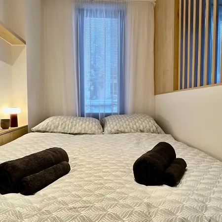 Apartmán Black Lotus 4 I Centre I Free Parking L 24hr Access
