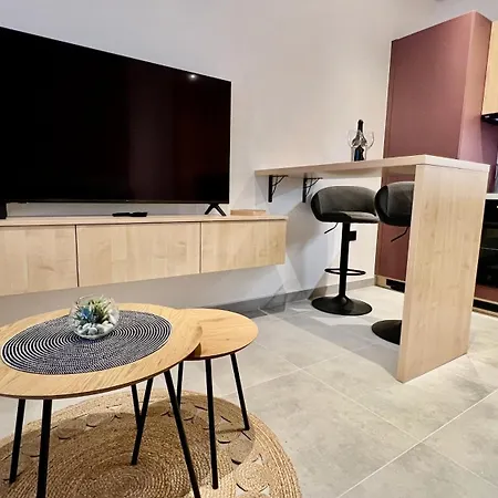 Black Lotus 4 I Centre I Free Parking L 24hr Access Apartament