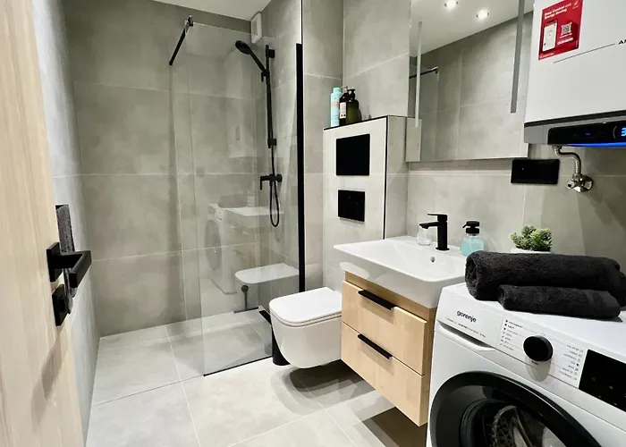 Black Lotus 4 I Centre I Free Parking L 24hr Access 아파트 *