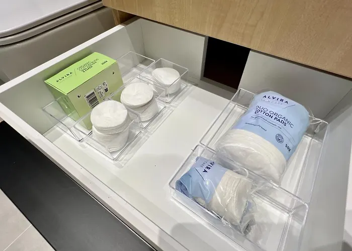 아파트 Black Lotus 4 I Centre I Free Parking L 24hr Access 반스카비스트리카